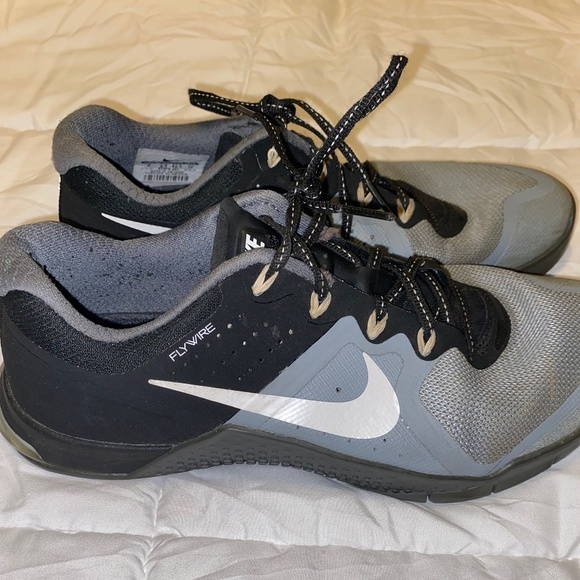 Nike men’s size 9 sneakers - Picture 1 of 8